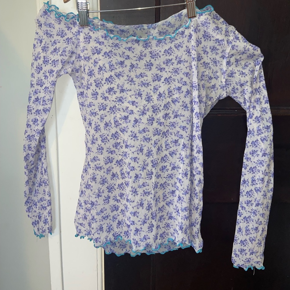 Blue tennis shirt